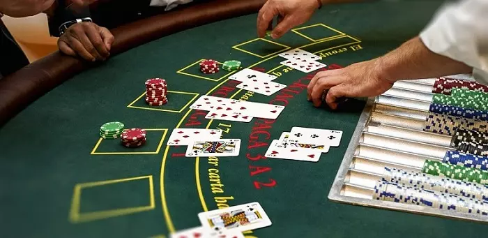 Tải Nohuclub – điểm giống nhau giữa xì tố và poker