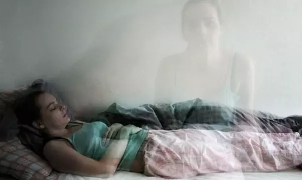 nằm mộng thấy người thân đã chết sống lại