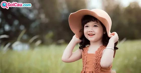 Mơ thấy bé gái đánh số gì?