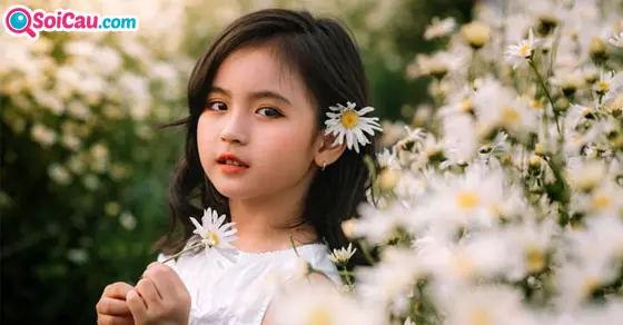 nằm mơ thấy bé gái là điềm gì?