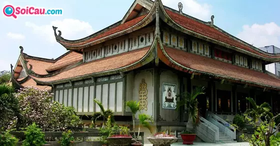 mơ thấy đi chùa là điềm gì?