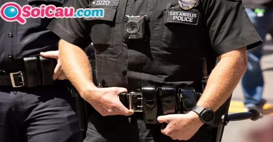 ngủ mơ thấy công an đánh số gì để trúng lớn?