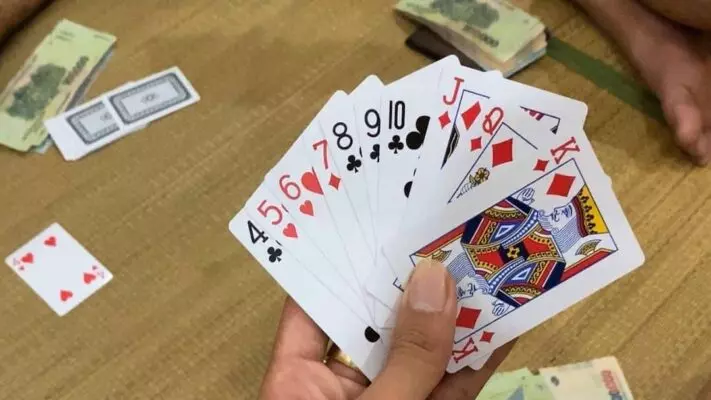 mẹo chơi bài sâm đơn thuần nhất Bài sâm hay sâm lốc là trò chơi phổ biến ở miền Bắc